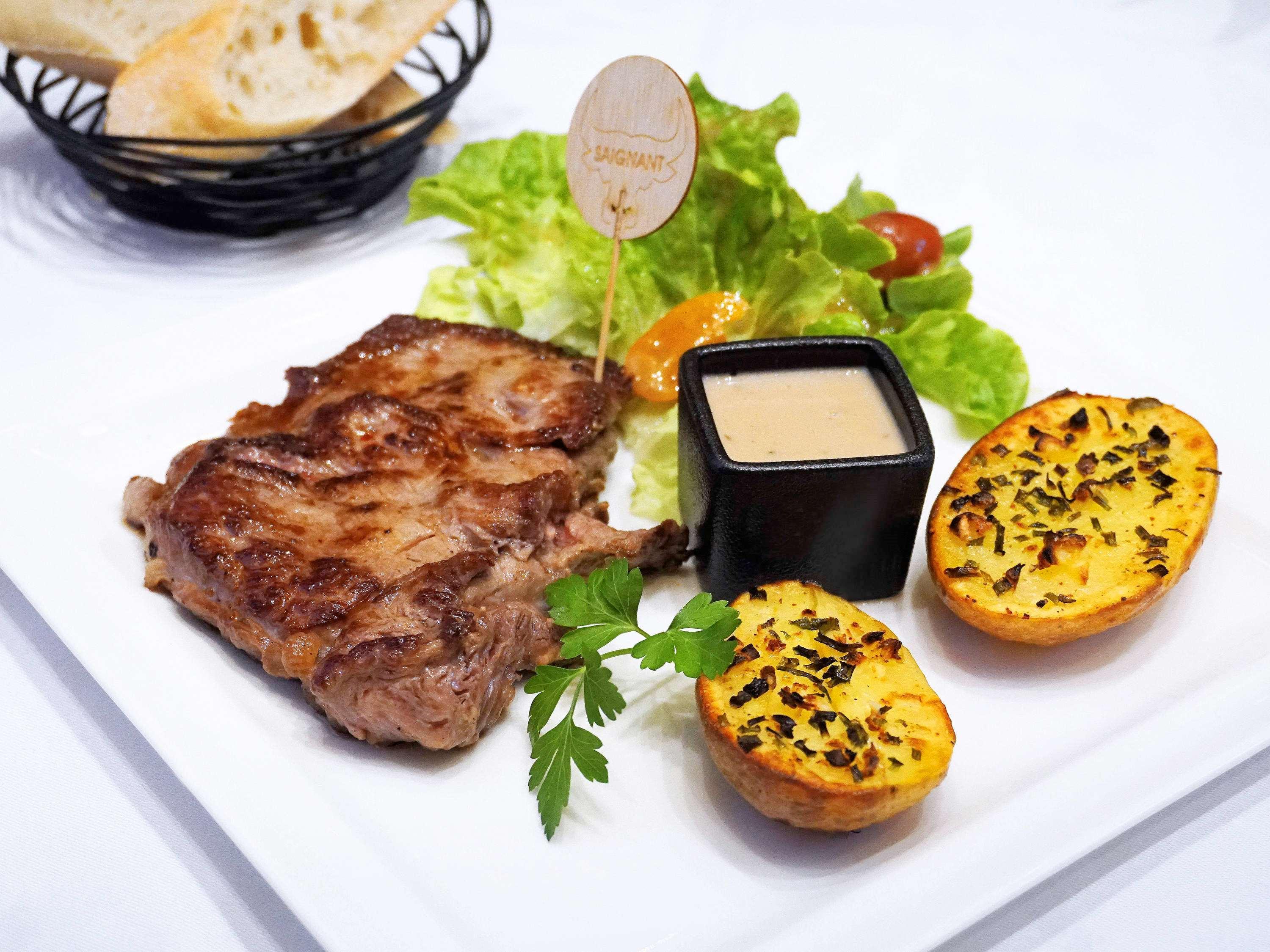 Hotel Mercure Saint-Nectaire Spa & Bien-Etre Экстерьер фото
